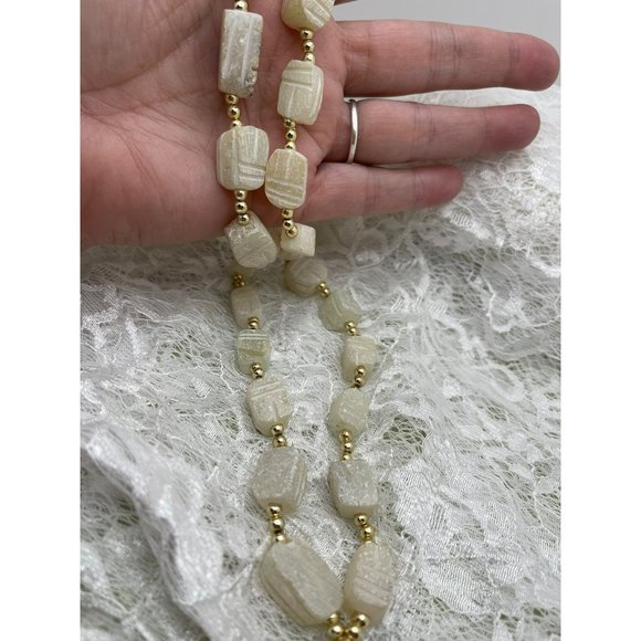 Vintage African Style Carved White Soap Stone Breaded Necklace - Picture 8 of 10